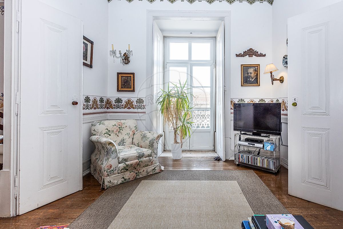 listing 123751205-94 picture-0