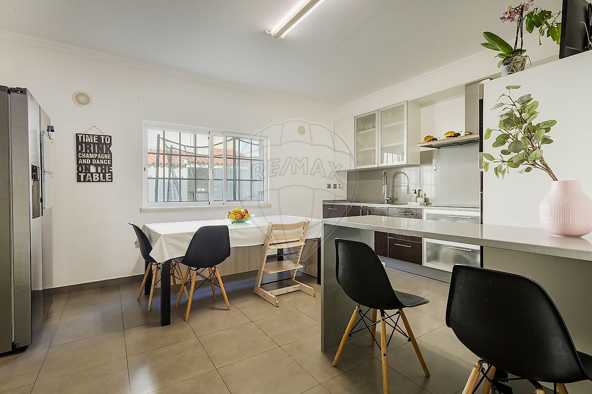 listing 123751577-21 picture-0