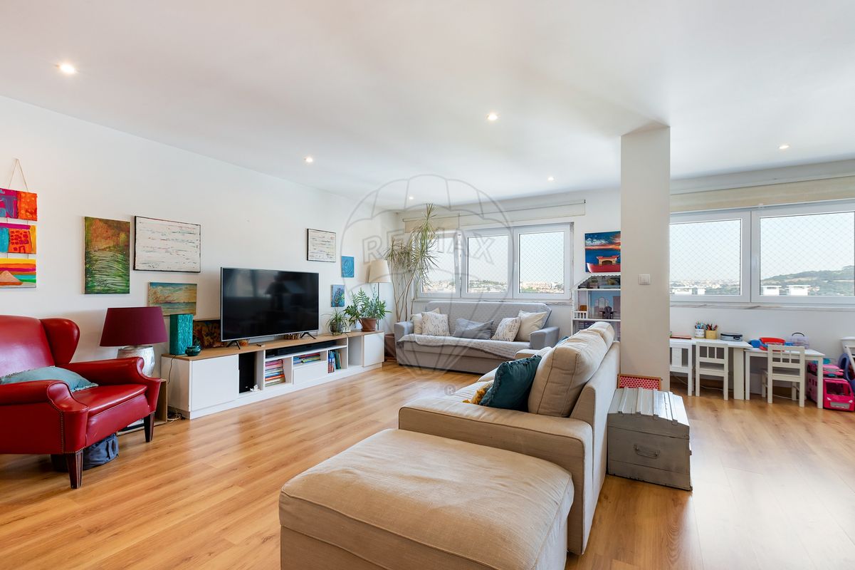 Apartamento T4 para venda