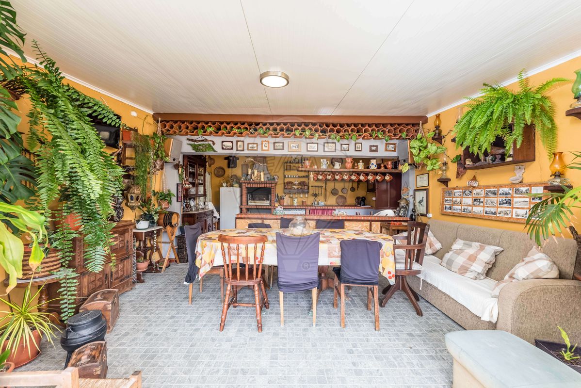 listing 123751689-15 picture-0