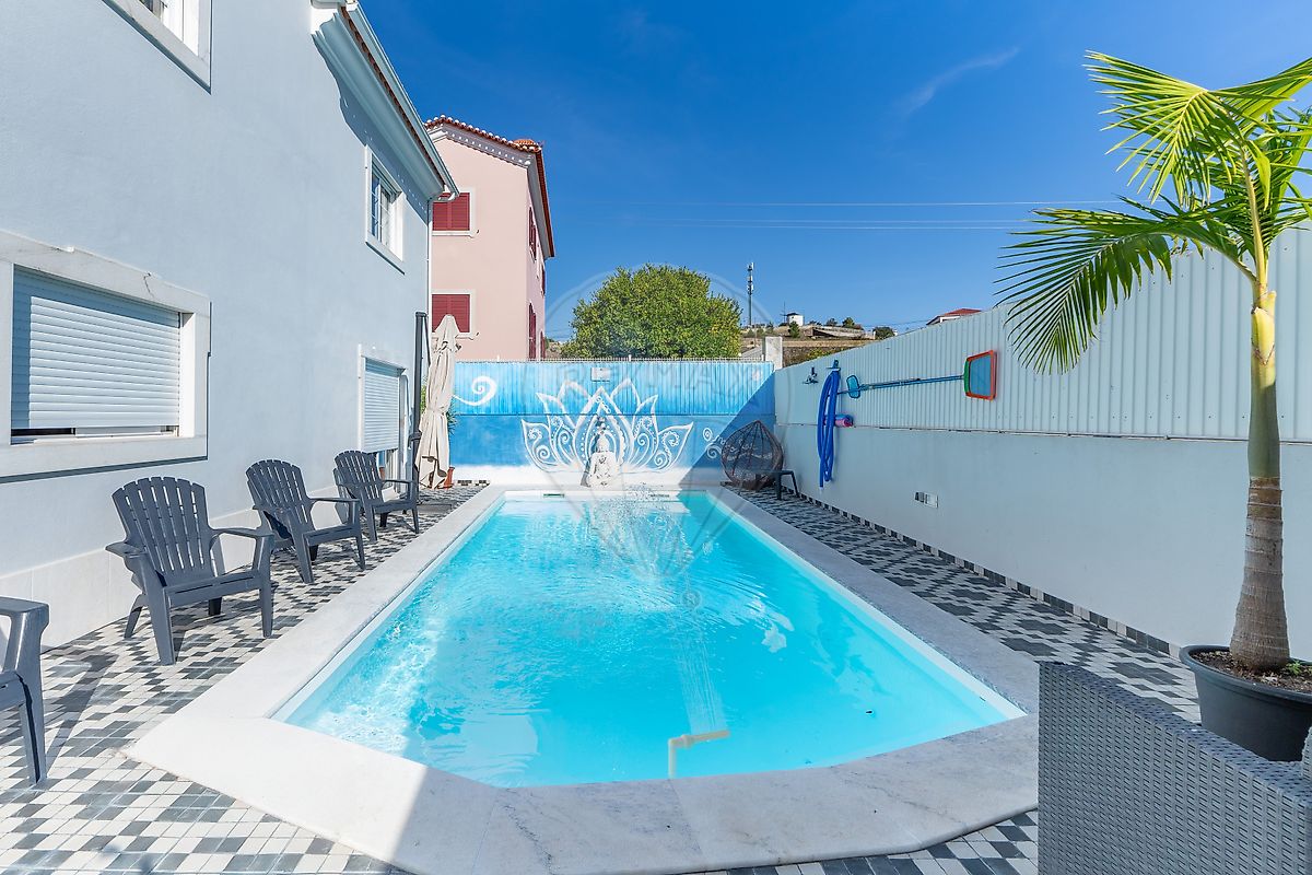 Moradia T4 para venda