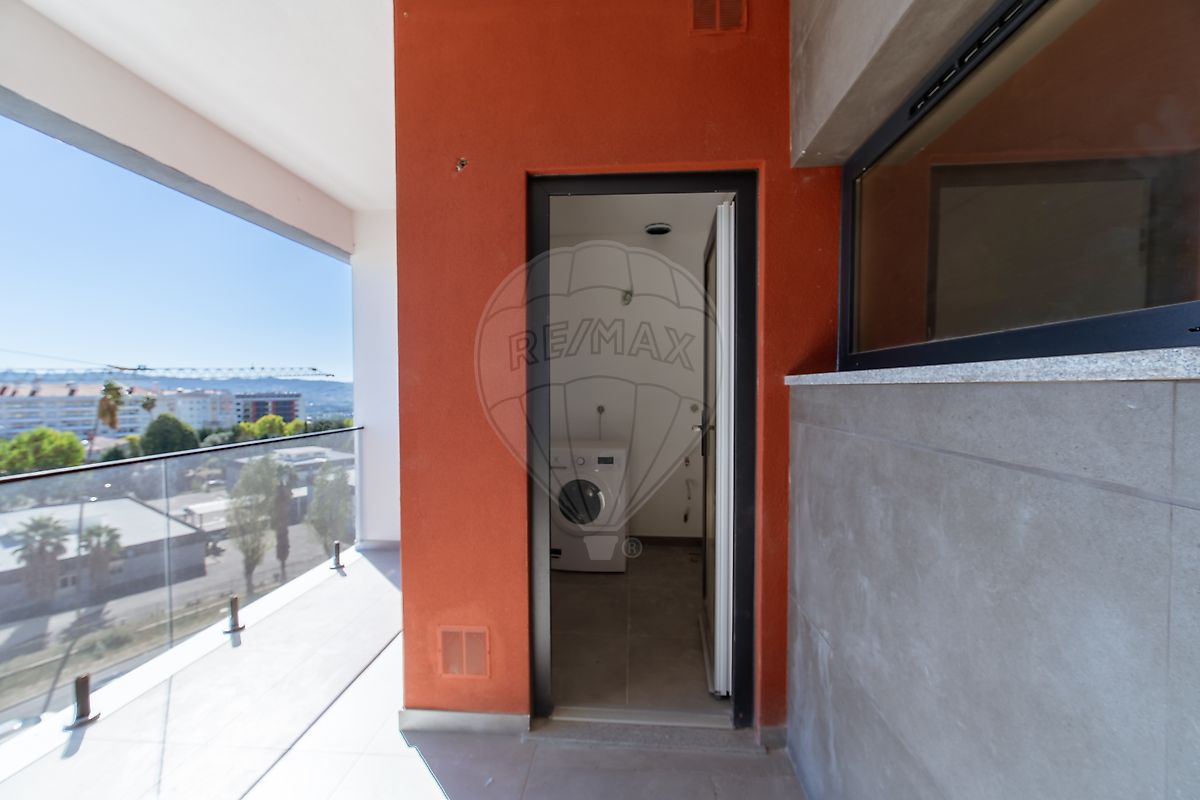 Apartamento T2 à venda em Covilhã e Canhoso, Covilhã — foto 8