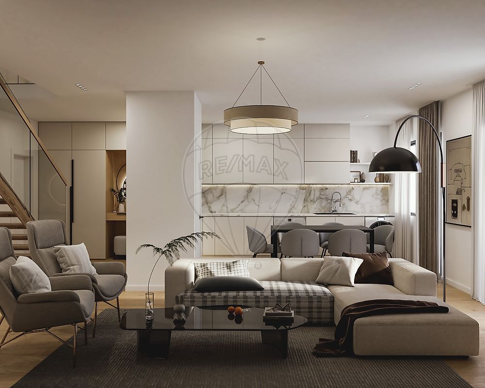 Moradia T5 à venda em Amadora