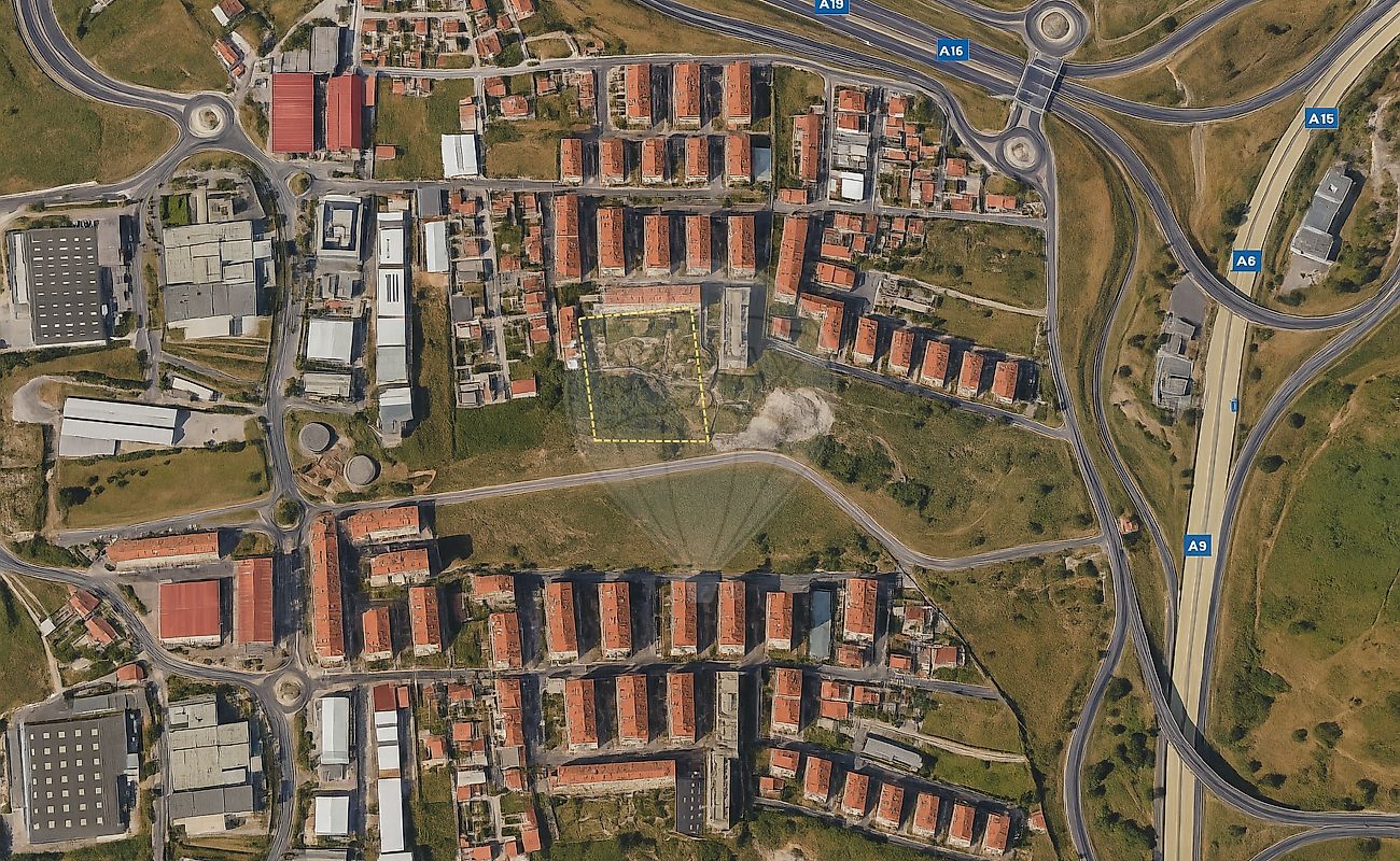 Terreno à venda em Sintra