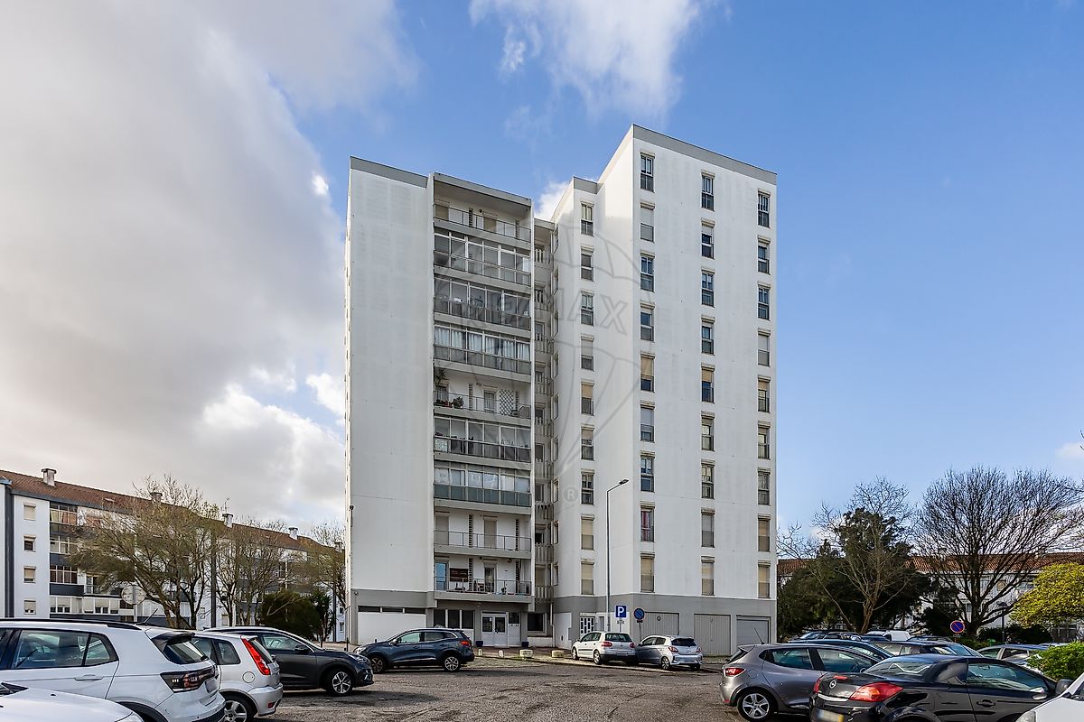 Apartamento T5 à venda em Sintra