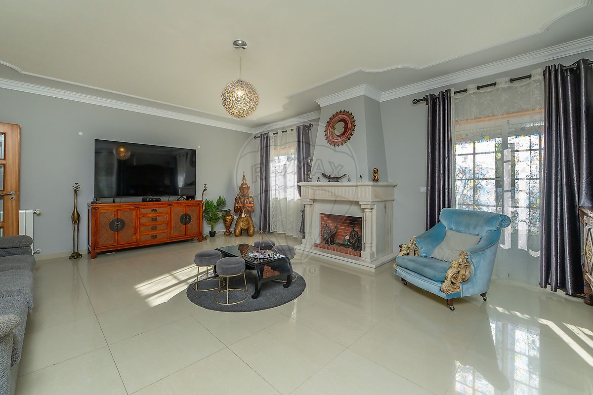 Moradia T4 à venda em Mafra