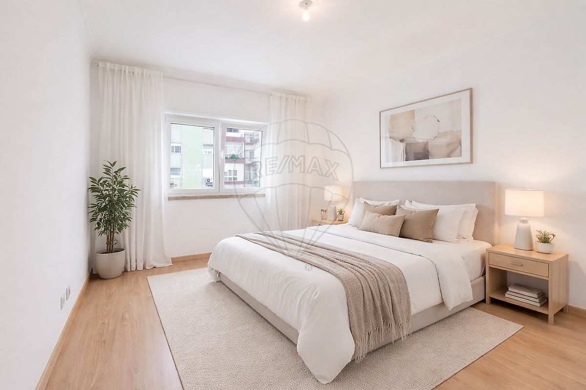 Apartamento T2 à venda em Loures