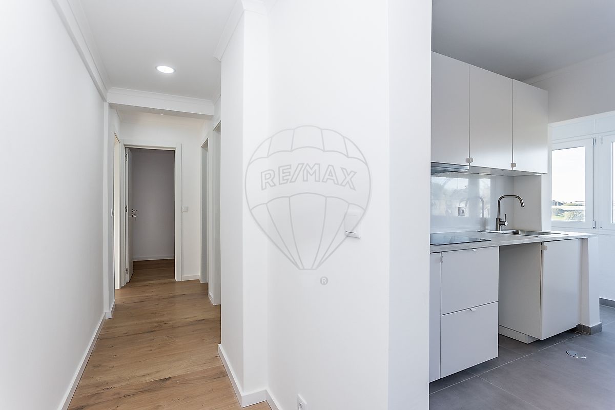 Apartamento T2 à venda em Loures