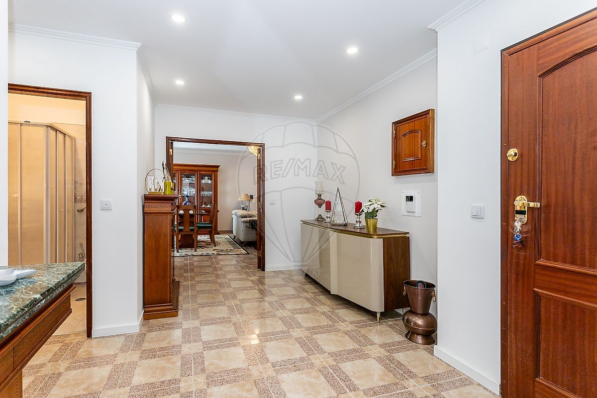 Apartamento T3 à venda em Sintra