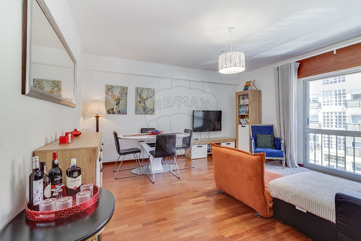 Apartamento T3 à venda em Oeiras