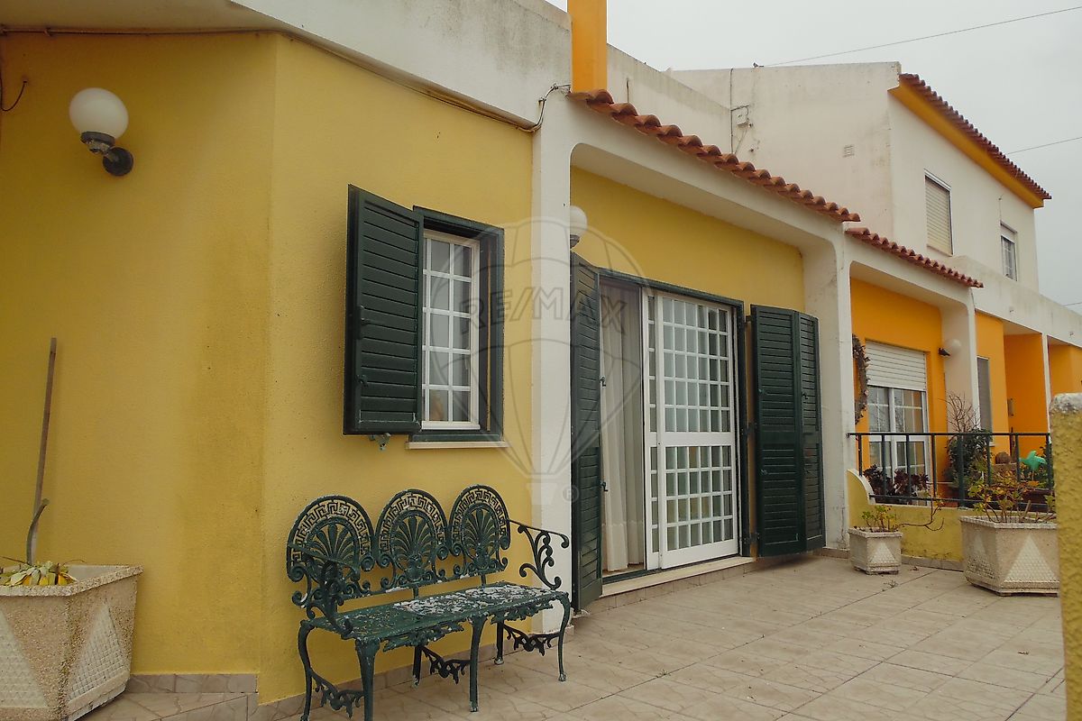 Moradia T3 à venda em Peniche