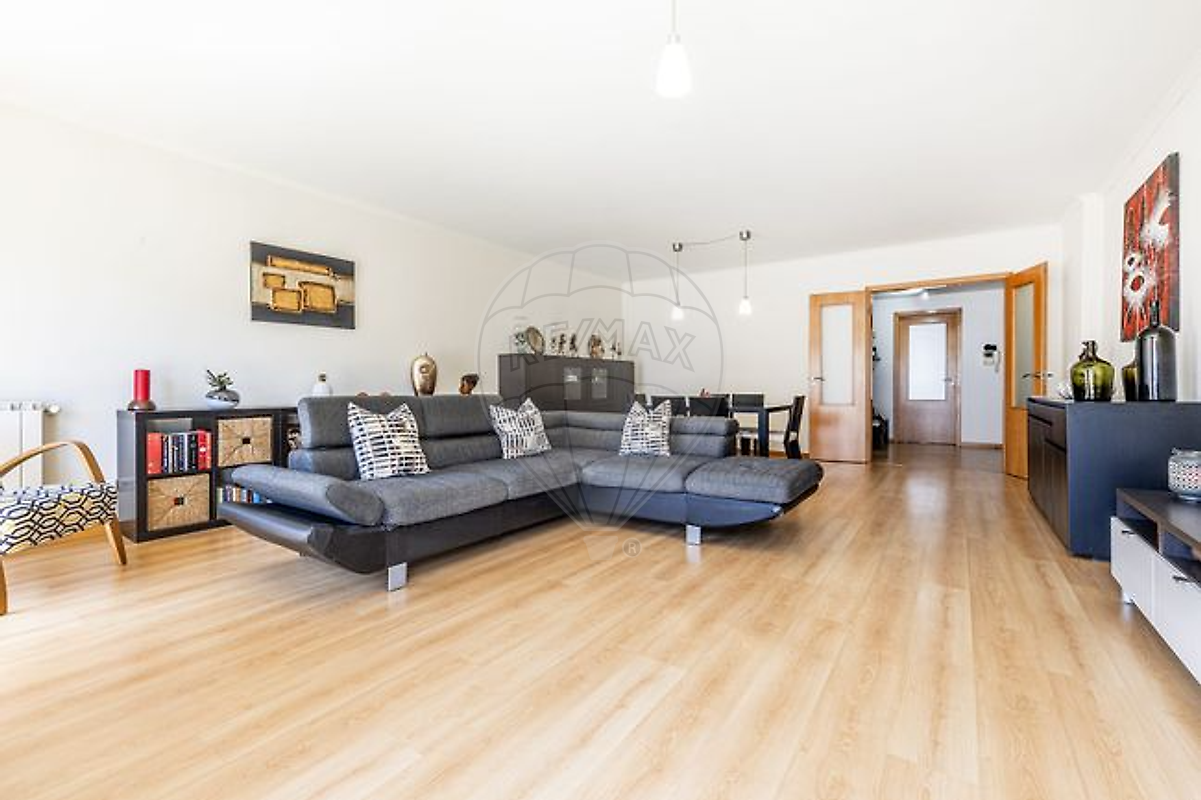 Apartamento T3 à venda em Oeiras