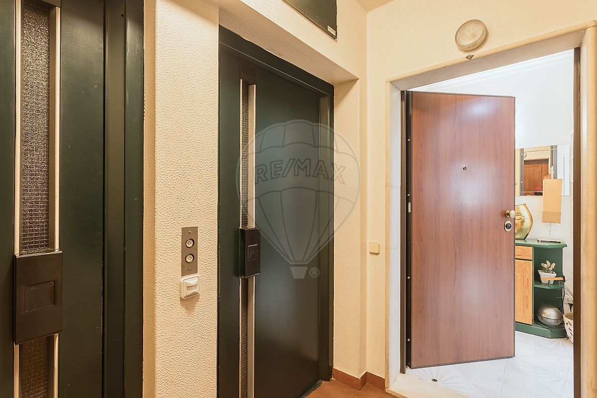 Apartamento T2 à venda em Sintra
