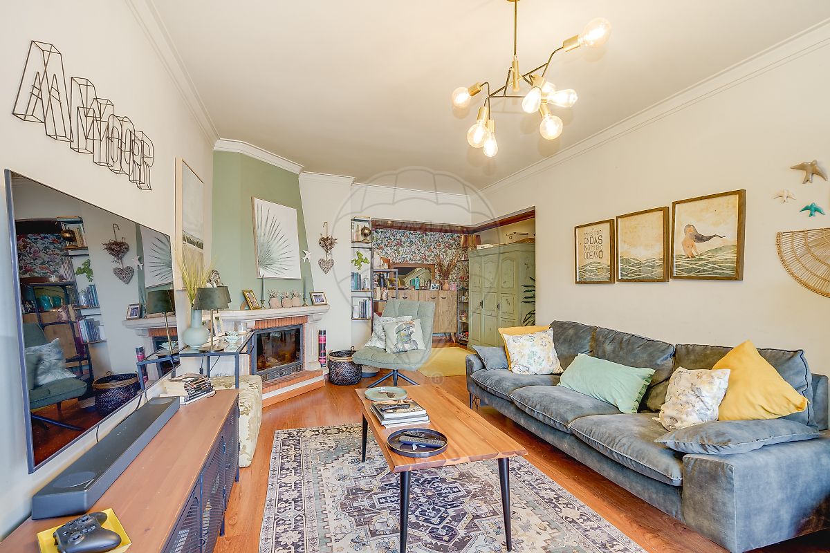 Apartamento T3 à venda em Sintra