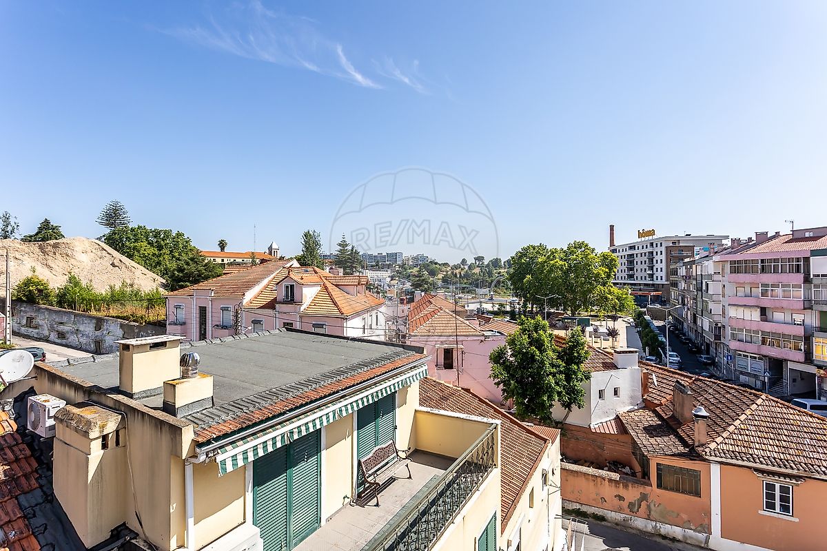 Apartamento T1 à venda em Loures