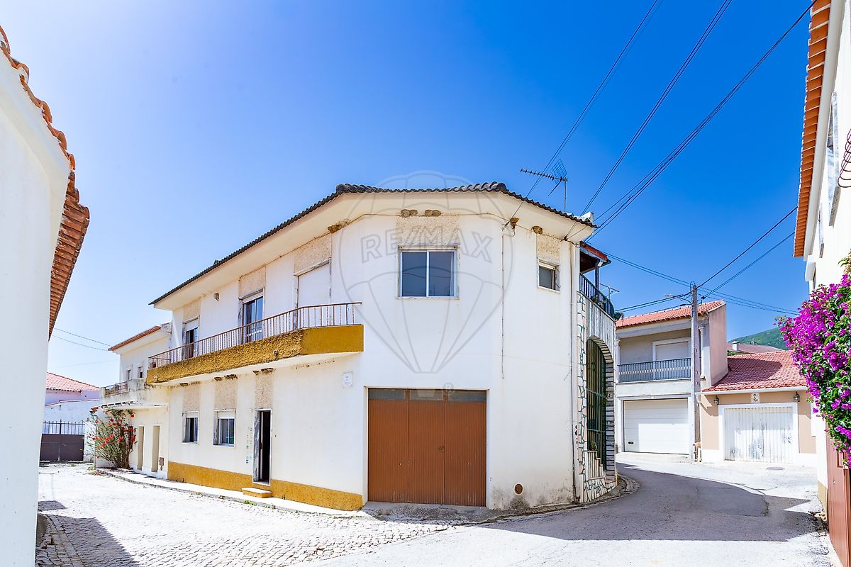 Moradia T4 à venda em Alenquer