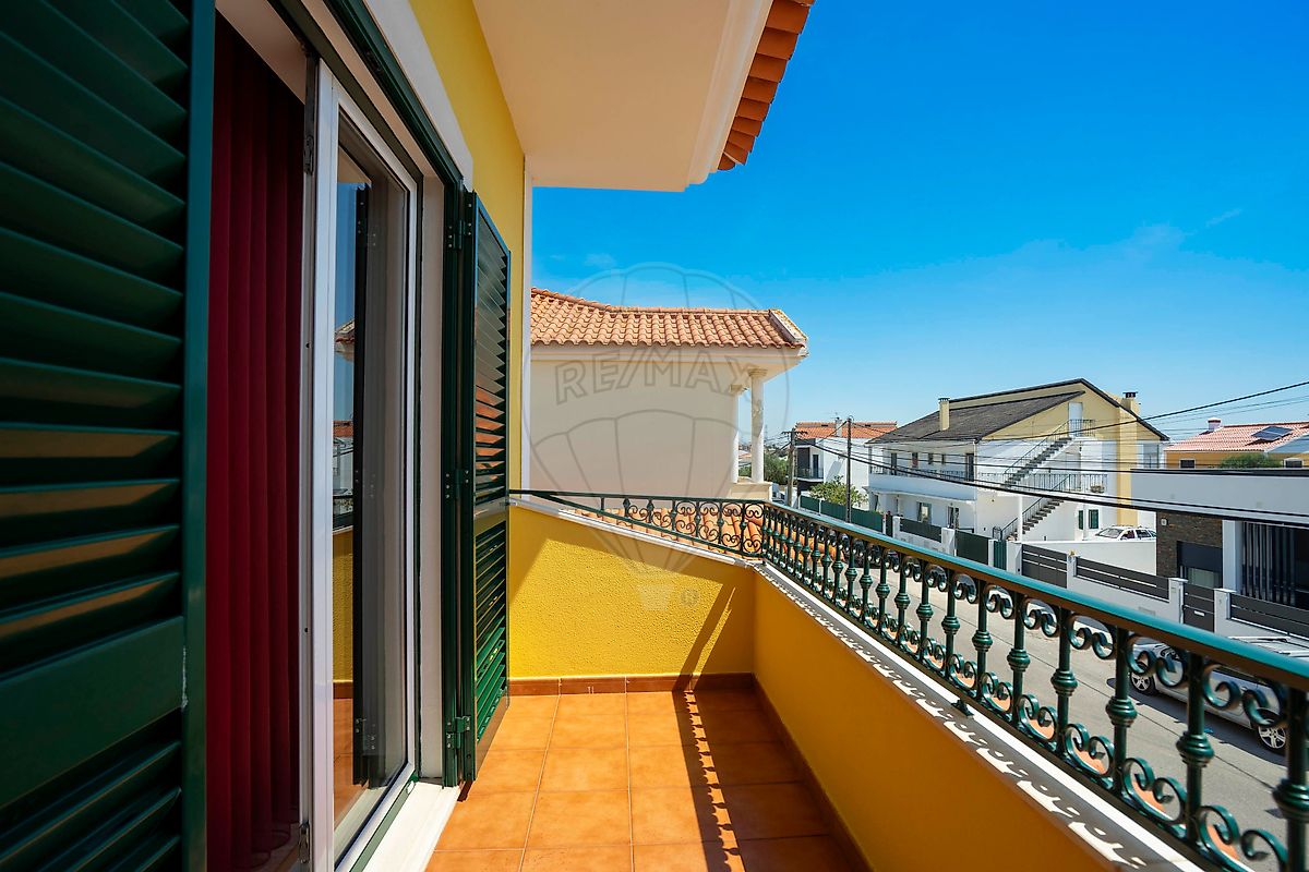 Moradia T5 à venda em Fernão Ferro, Seixal — foto 35