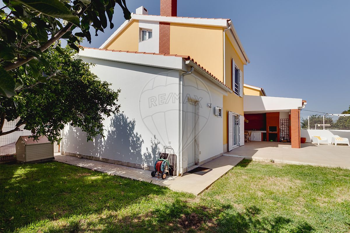 Moradia T5 à venda em Santo António da Charneca, Barreiro — foto 26