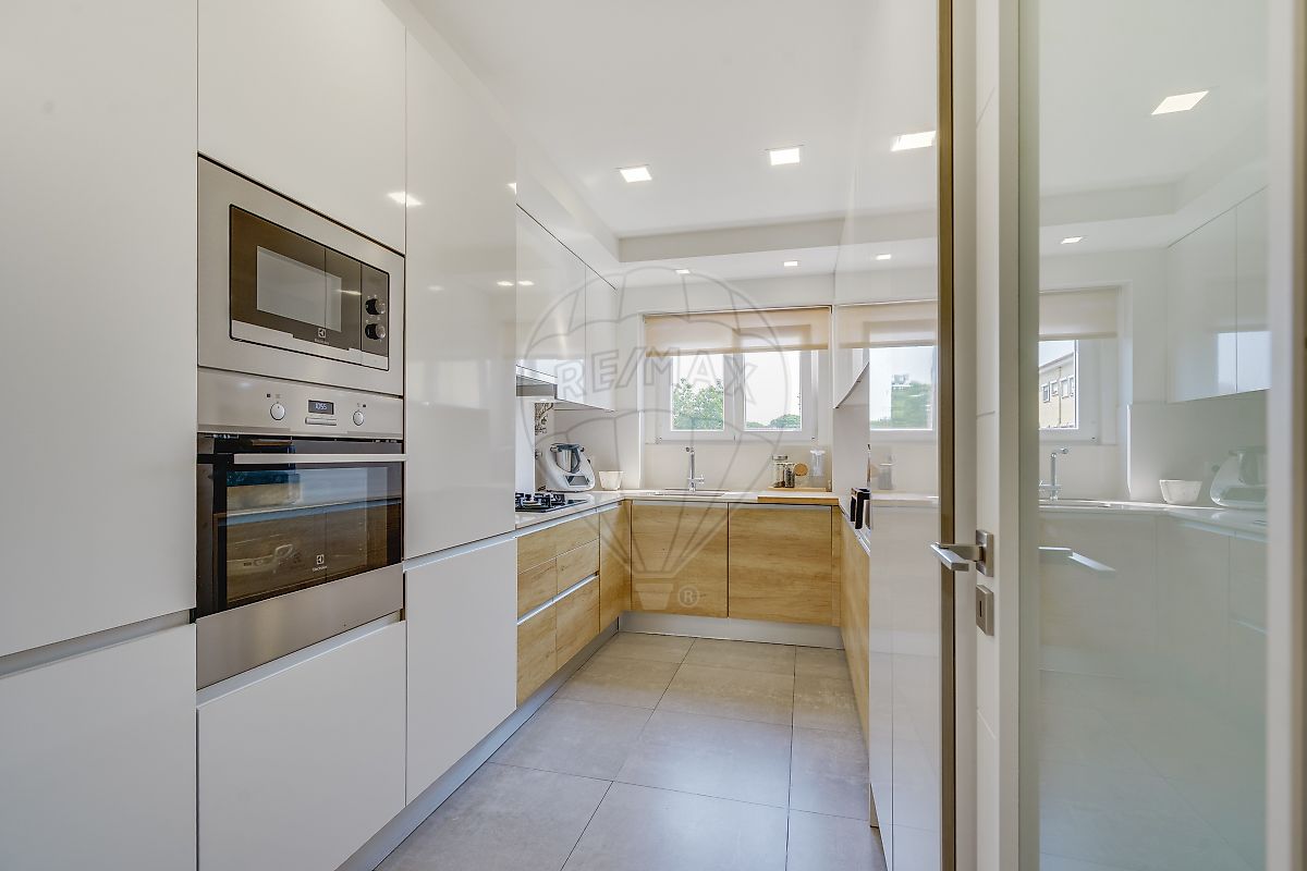 Apartamento T5 à venda em Lisboa