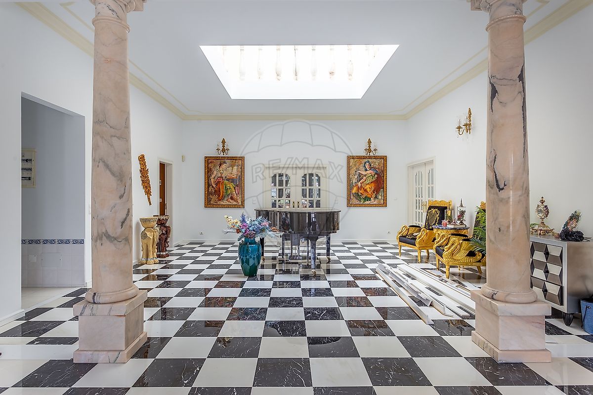 Apartamento T7 à venda em Cascais