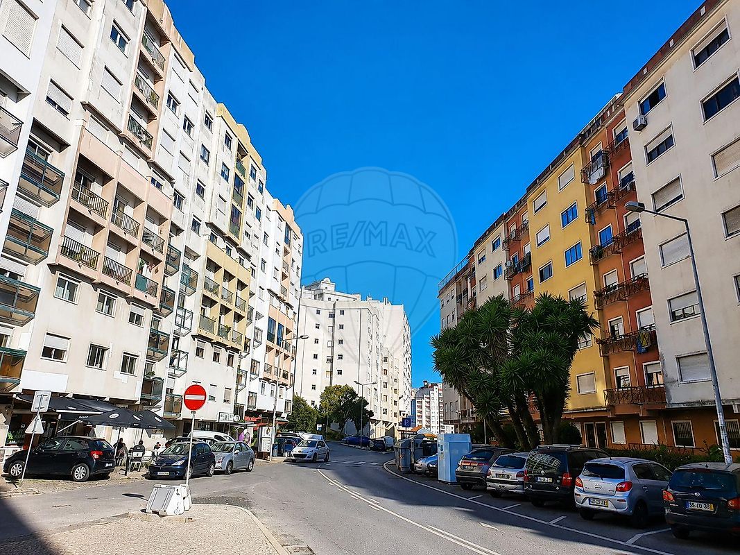 Apartamento T3 à venda em Sintra