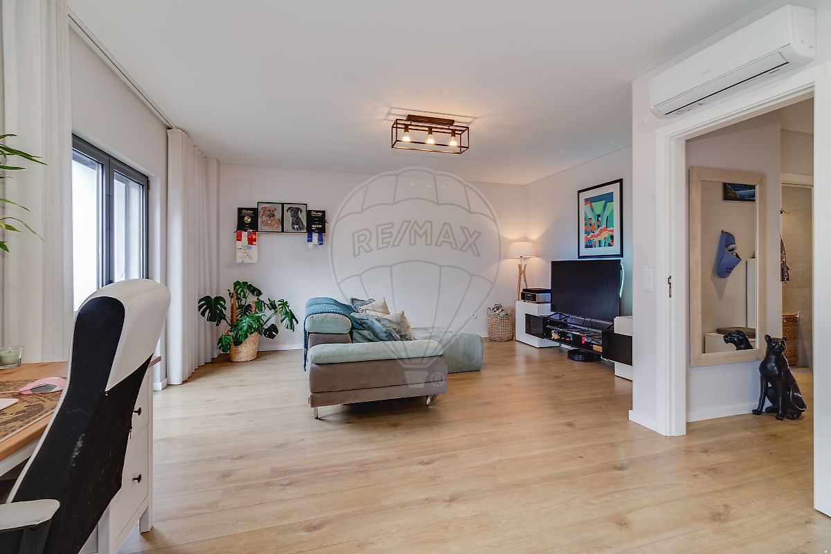 Apartamento T2 à venda em Sintra