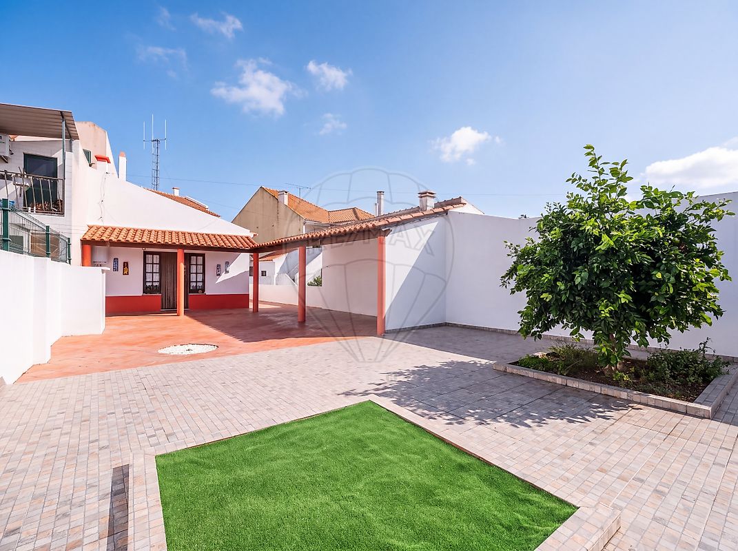 Moradia T4 - Couço, Coruche, Santarém