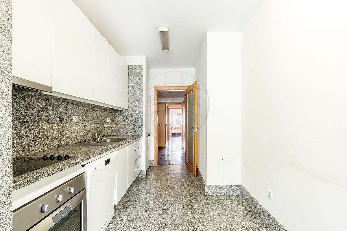 Apartamento T3 à venda em Pedrouços, Maia — foto 14