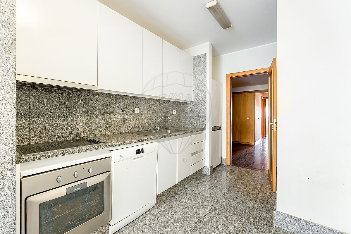 Apartamento T3 à venda em Pedrouços, Maia — foto 16