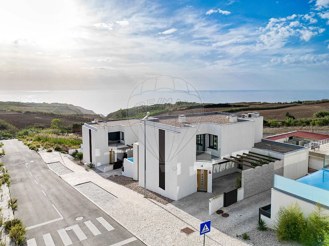 Apartamento T3 à venda em Lourinhã