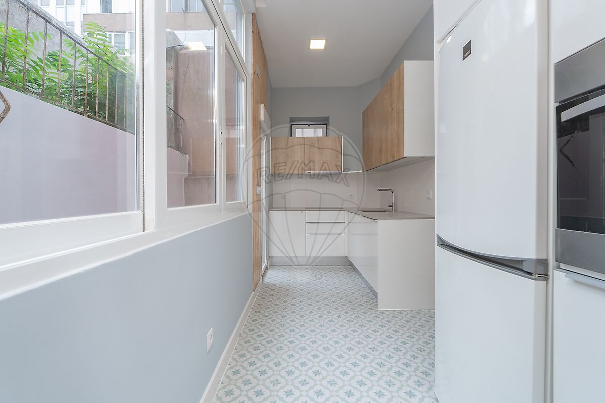 Apartamento T2 à venda em Santo António, Lisboa — foto 7