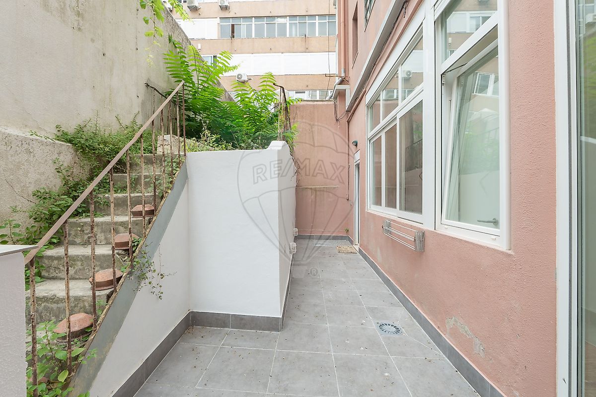 Apartamento T2 à venda em Santo António, Lisboa — foto 19