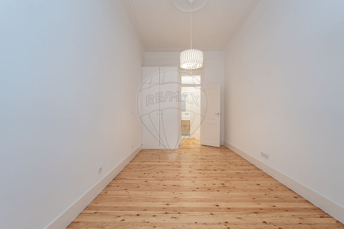 Apartamento T2 à venda em Santo António, Lisboa — foto 26