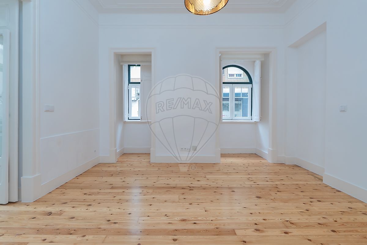 Apartamento T2 à venda em Santo António, Lisboa — foto 11