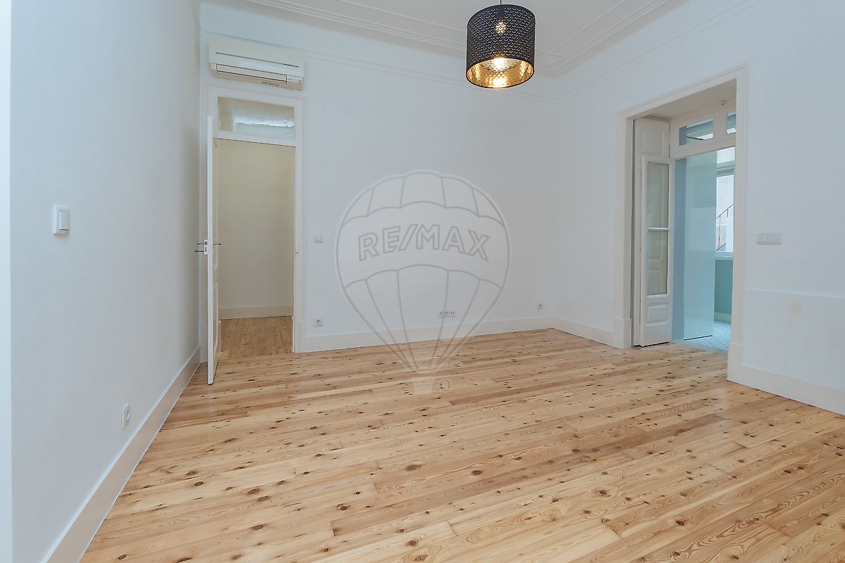 Apartamento T2 à venda em Santo António, Lisboa — foto 14