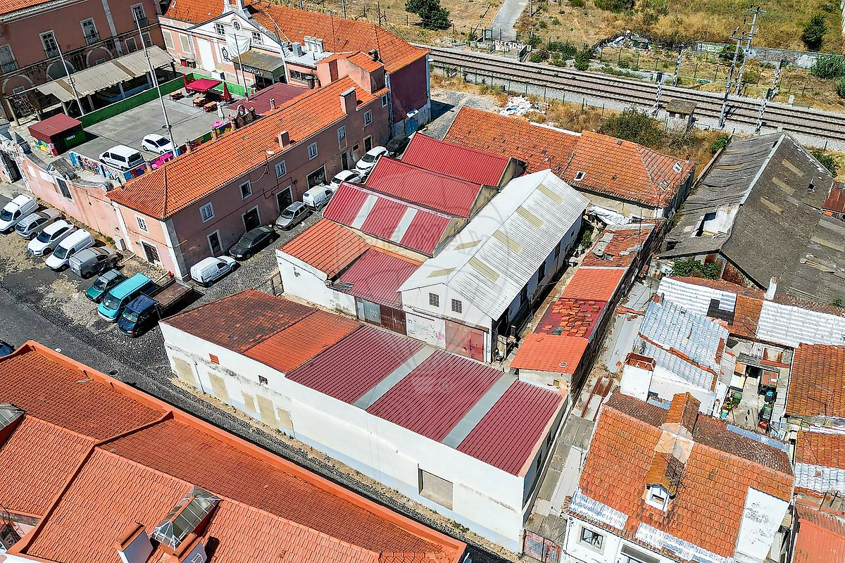 Prédio à venda em Lisboa