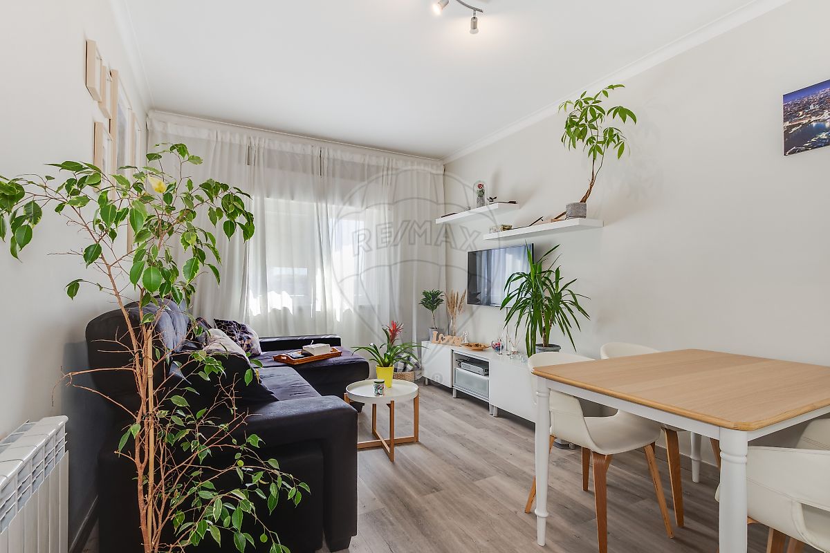 Apartamento T3 à venda em Amora, Seixal — foto 3