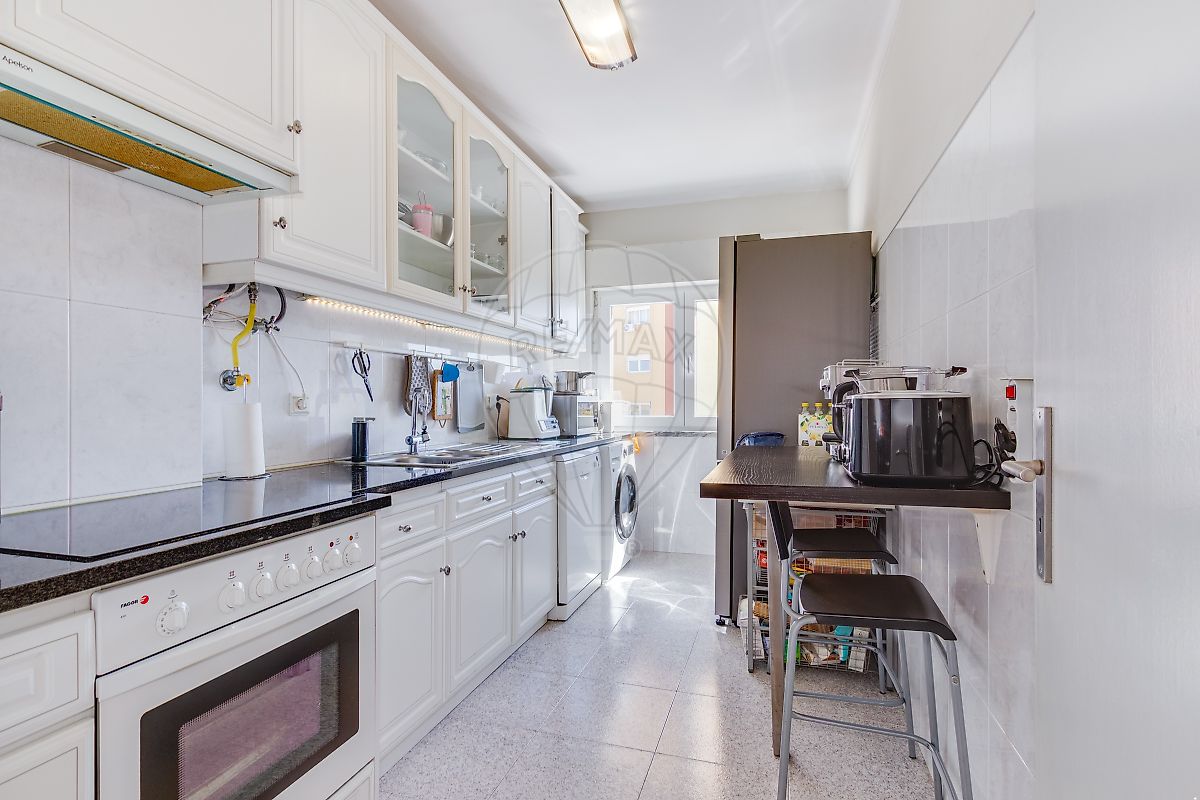 Apartamento T3 à venda em Amora, Seixal — foto 7