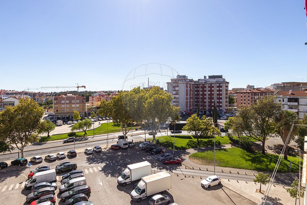 Apartamento T3 à venda em Amora, Seixal — foto 35