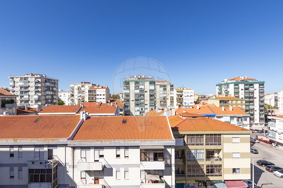 Apartamento T3 à venda em Amora, Seixal — foto 32