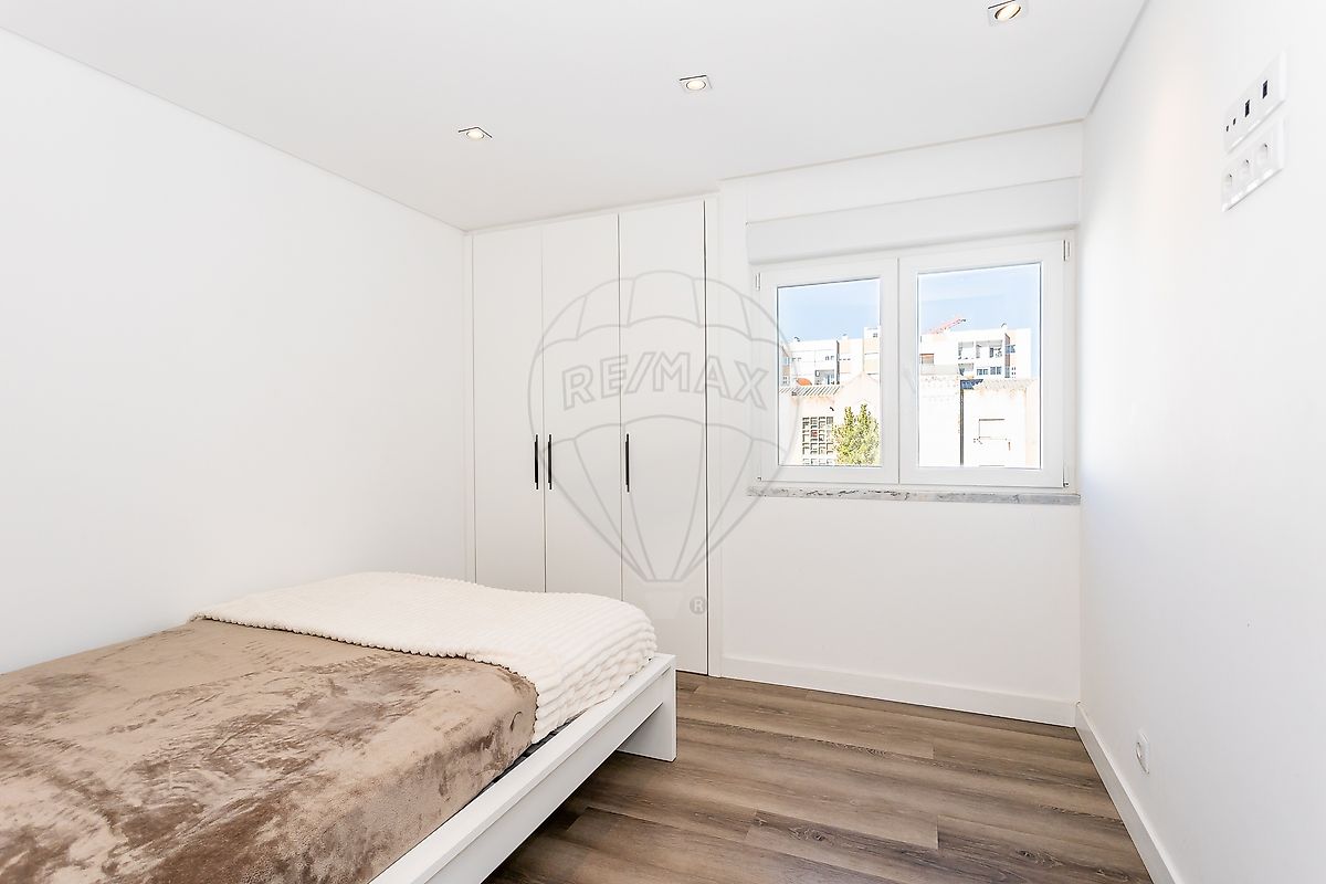 Apartamento T3 à venda em Santo António dos Cavaleiros e Frielas, Loures — foto 18