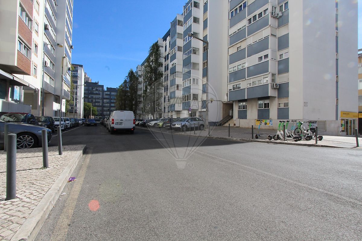 Apartamento T2 à venda em Benfica, Lisboa — foto 31