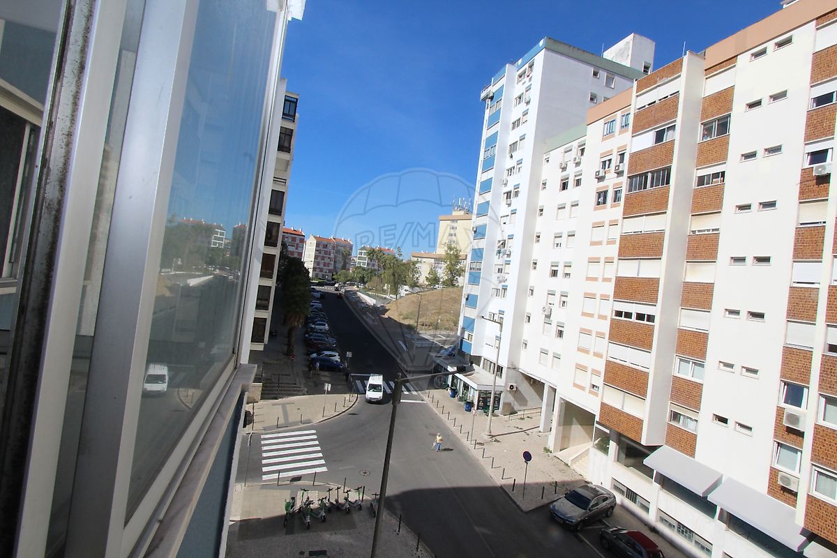 Apartamento T2 à venda em Benfica, Lisboa — foto 30