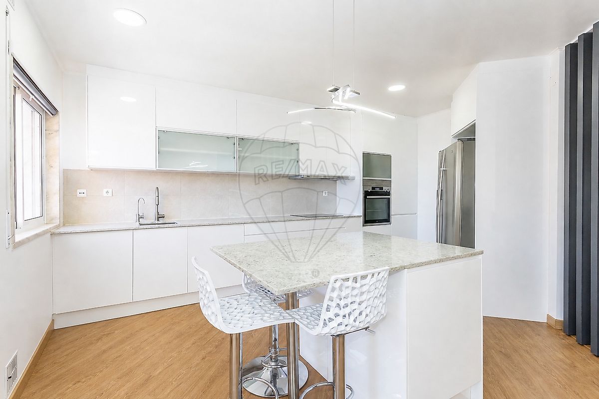 Apartamento T3 à venda em Agualva e Mira-Sintra, Sintra — foto 6