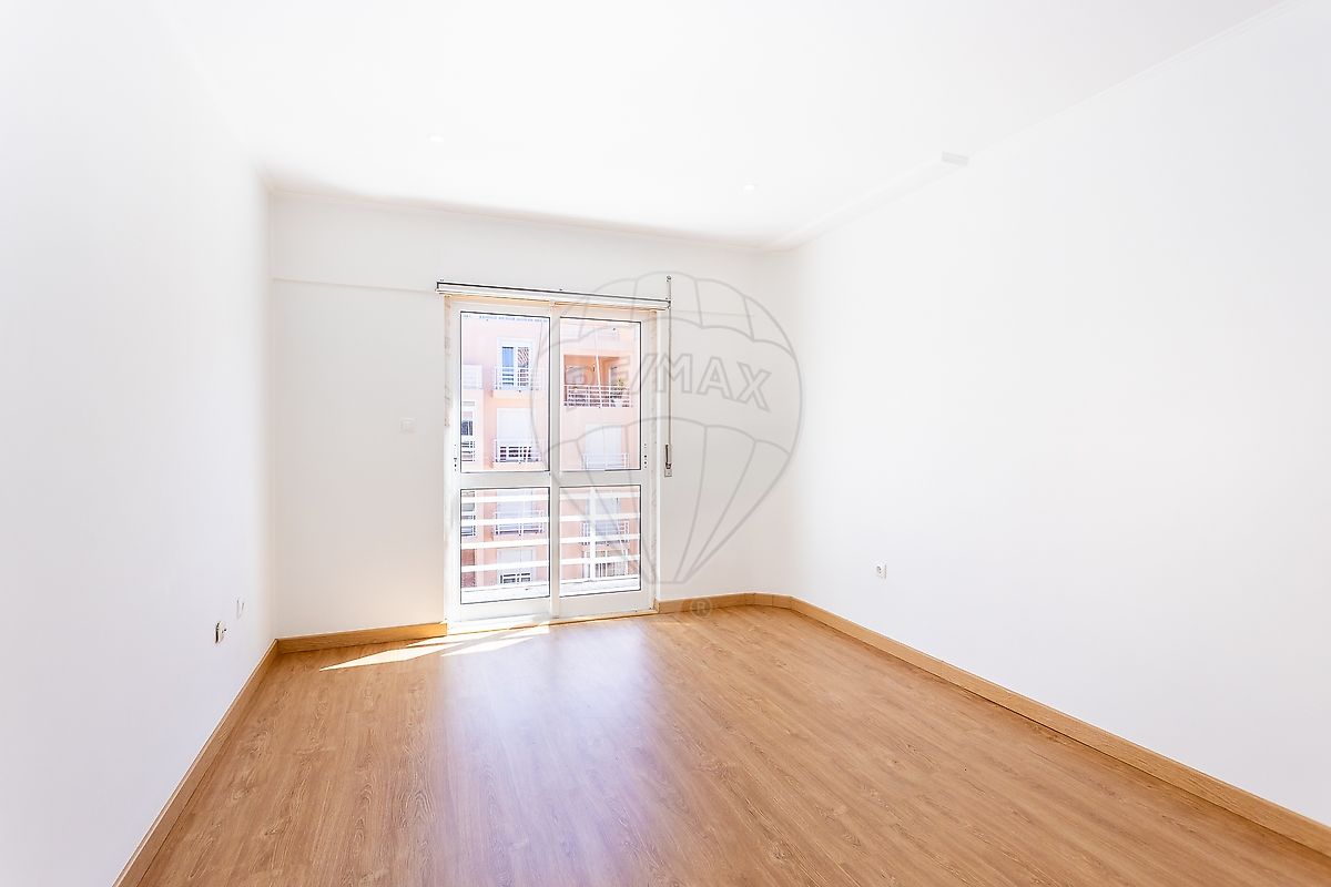Apartamento T3 à venda em Agualva e Mira-Sintra, Sintra — foto 14