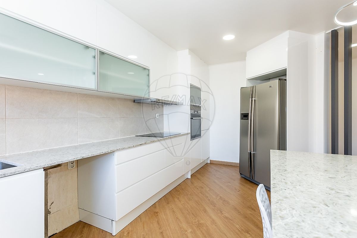 Apartamento T3 à venda em Agualva e Mira-Sintra, Sintra — foto 7