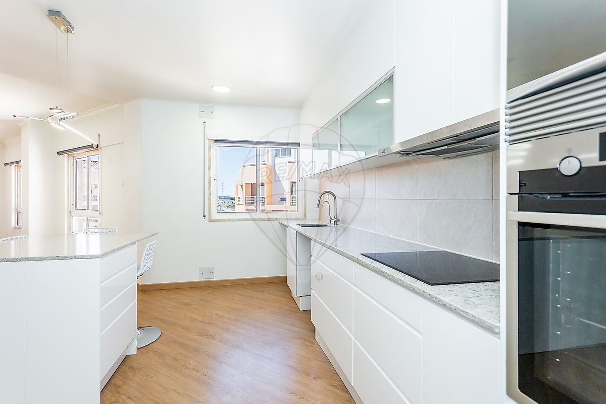 Apartamento T3 à venda em Agualva e Mira-Sintra, Sintra — foto 9