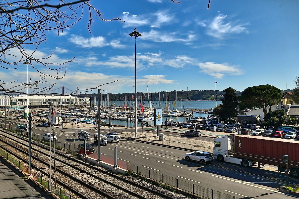 listing 123761085-82 picture-0