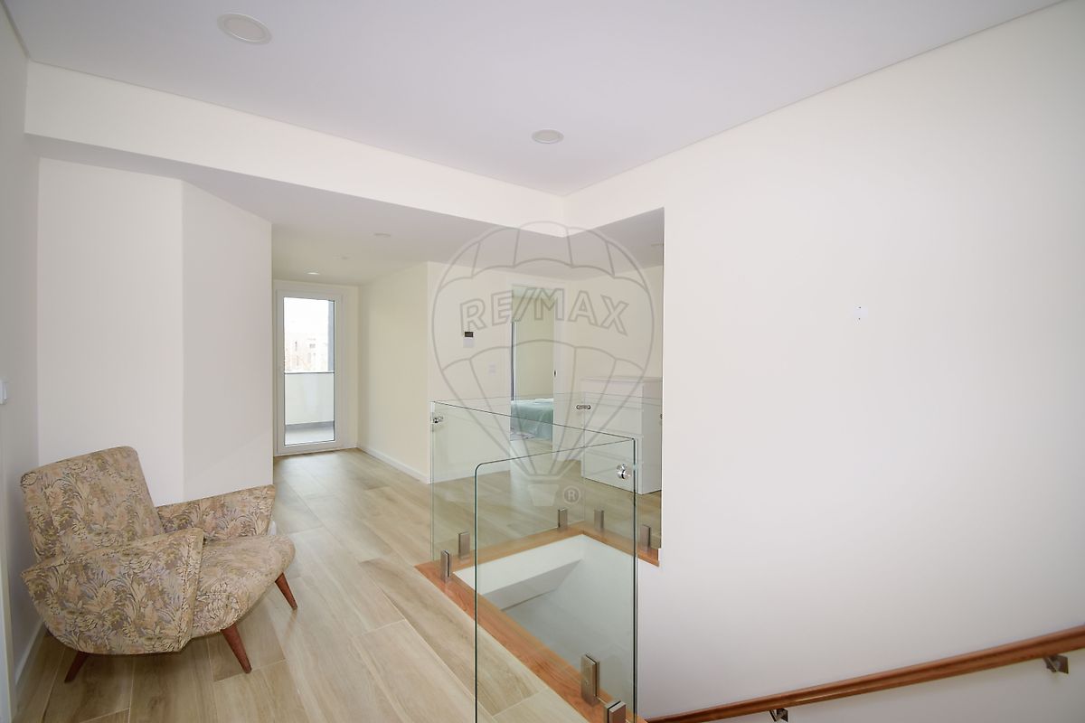 listing 123761165-61 picture-0