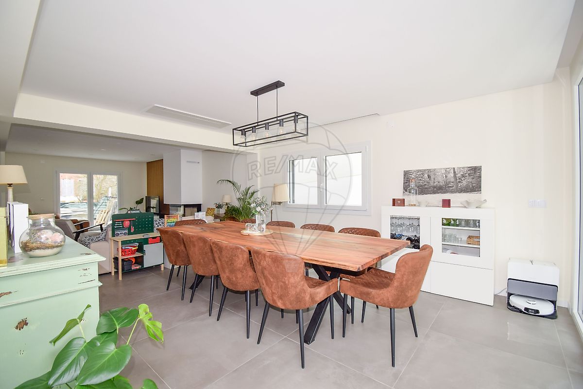 listing 123761165-61 picture-0